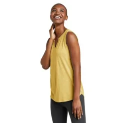 Eddie Bauer Women's Gate Check Sleeveless Split-Neck Tunic -Deals Wearfluxo Store https3A2F2Feddiebauer.scene7 .com2Fis2Fimage2FEddieBauer2FD0091280 267C1 640x