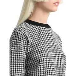 Molly Bracken Graphic Knit Crewneck Sweater 5 Molly Bracken Graphic Knit Crewneck Sweater -Deals Wearfluxo Store https3A2F2Fimage.s5a.com2Fis2Fimage2FTheBay2F3542914567738 alt23Fwid3D120026hei3D120026qlt3D9026resMode3Dsharp226op usm3D0.92C1.02C82C0 640x