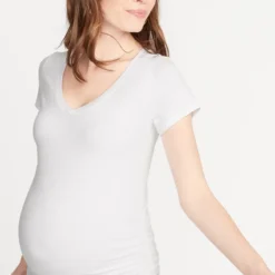 Old Navy Maternity V-Neck Side-Shirred T-Shirt -Deals Wearfluxo Store https3A2F2Foldnavy.gapcanada.ca2Fwebcontent2F00162F6472F1752Fcn16647175.jpg 640x