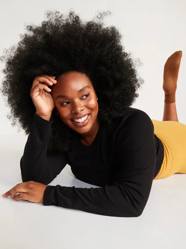 Old Navy UltraLite Long-Sleeve Crew-Neck Ribbed Cropped Top For Women 3 Old Navy UltraLite Long-Sleeve Crew-Neck Ribbed Cropped Top For Women - Image 3