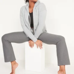 Old Navy High-Waisted PowerSoft Slim Flare Pants For Women -Deals Wearfluxo Store https3A2F2Foldnavy.gapcanada.ca2Fwebcontent2F00282F1492F7722Fcn28149772.jpg 640x