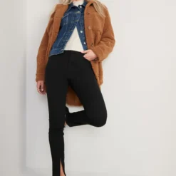 Old Navy High-Waisted Split-Front Pixie Skinny Pants For Women -Deals Wearfluxo Store https3A2F2Foldnavy.gapcanada.ca2Fwebcontent2F00502F8352F0542Fcn50835054.jpg 640x