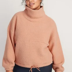 Old Navy Cropped Sherpa Pullover Turtleneck Sweater For Women 9 Old Navy Cropped Sherpa Pullover Turtleneck Sweater For Women -Deals Wearfluxo Store https3A2F2Foldnavy.gapcanada.ca2Fwebcontent2F00512F6252F8562Fcn51625856.jpg 640x