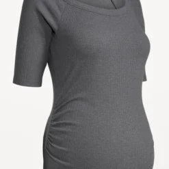 Old Navy Maternity 3/4-Sleeve Side-Shirred T-Shirt 11 Old Navy Maternity 3/4-Sleeve Side-Shirred T-Shirt -Deals Wearfluxo Store https3A2F2Foldnavy.gapcanada.ca2Fwebcontent2F00532F3672F1972Fcn53367197.jpg 640x