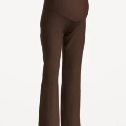 Old Navy Maternity Full Panel PowerSoft Flare Leggings -Deals Wearfluxo Store https3A2F2Foldnavy.gapcanada.ca2Fwebcontent2F00532F5292F4392Fcn53529439.jpg 640x