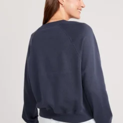 Old Navy Vintage Crew-Neck Sweatshirt For Women 25 Old Navy Vintage Crew-Neck Sweatshirt For Women -Deals Wearfluxo Store https3A2F2Foldnavy.gapcanada.ca2Fwebcontent2F00532F7032F1542Fcn53703154.jpg 640x