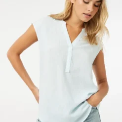 Ardene Basic Dolman Cap-Sleeve Tunic In Lt. Blue | Size 2XL | Rayon